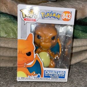 Charizard Vinyl Figure